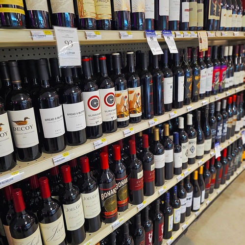Crescent Beach Market | Grocery &amp; Convenience Store - Siesta Key ...